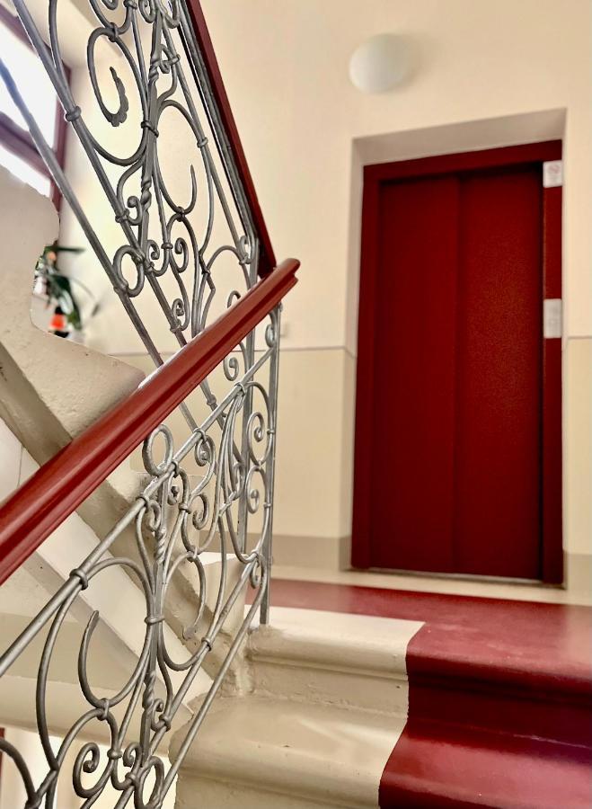 Elbling Apartment Mit Terrasse - Netflix - Parkplatz - Weinbergblick Meissen Ngoại thất bức ảnh
