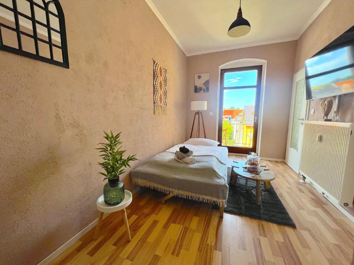 Elbling Apartment Mit Terrasse - Netflix - Parkplatz - Weinbergblick Meissen Ngoại thất bức ảnh